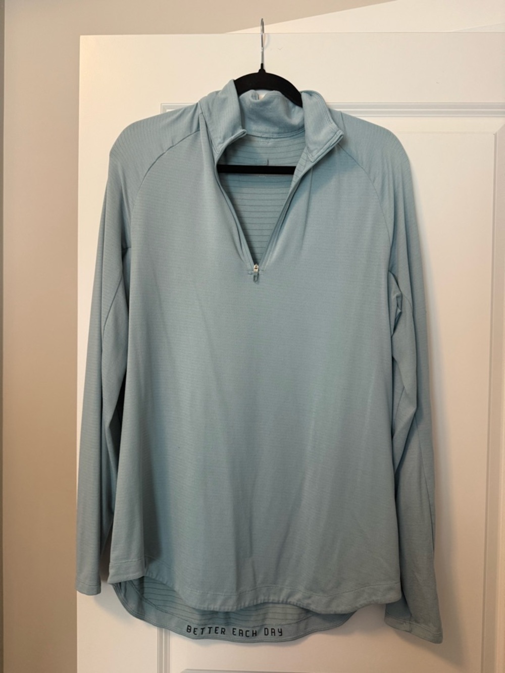 Men’s lululemon quarter zip long sleeve